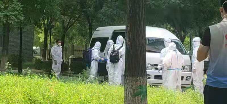 港人一家在京居住社區首涉疫 本報獨家跟蹤採訪被封閉隔離後現狀