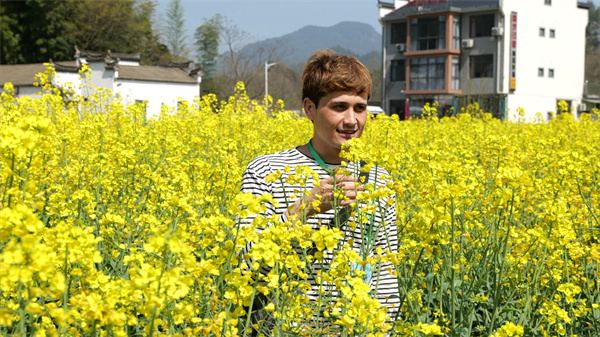 國際達人花田直播  助陣休寧鄉旅復甦