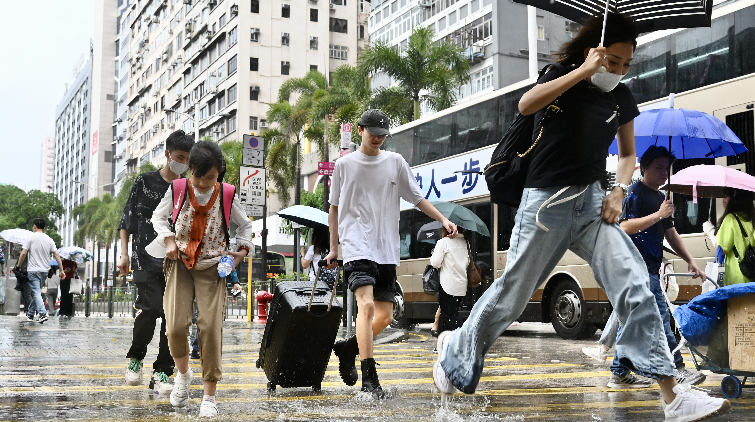 深圳分區暴雨黃色預警生效中