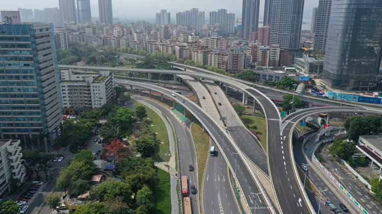 深圳市防颱風電視電話會議召開 全力以赴 爭分奪秒 堅決打好打贏颱風防禦這場硬仗 孟凡利覃偉中出席