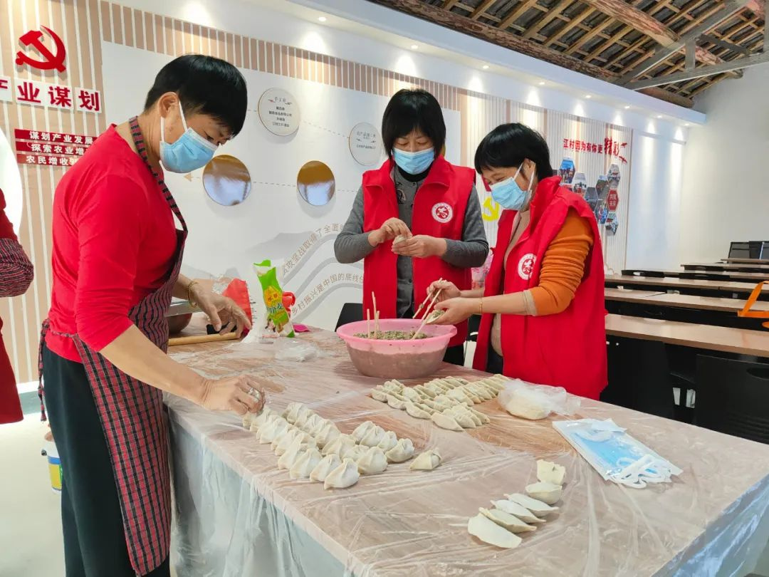 皖屯溪區：情系桑榆  愛滿重陽