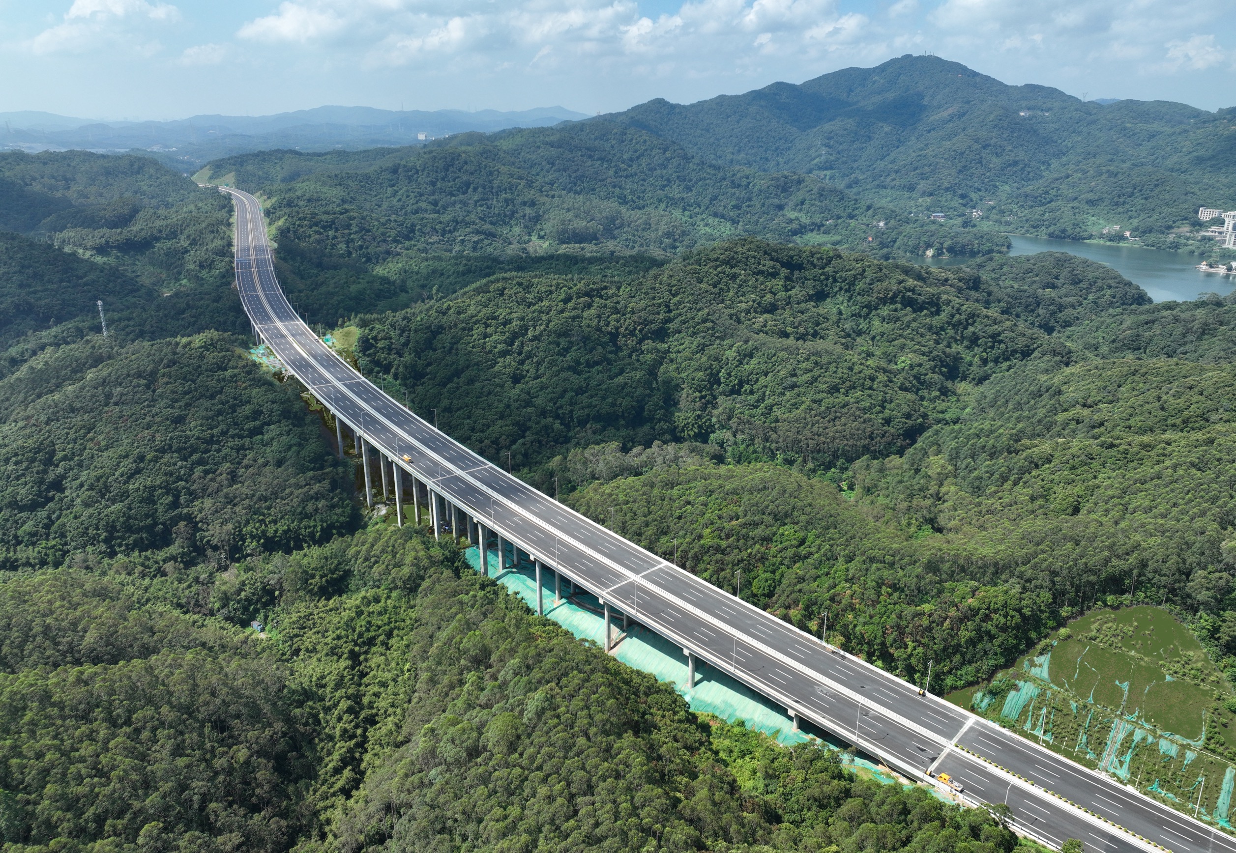 綠美公路助力「綠美廣東」建設