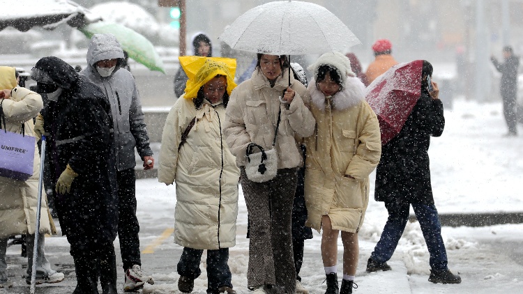 今年首個冰凍橙色預警+暴雪大霧大風預警！