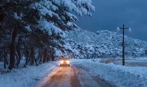 中央氣象台2月5日10時繼續發布暴雪藍色預警