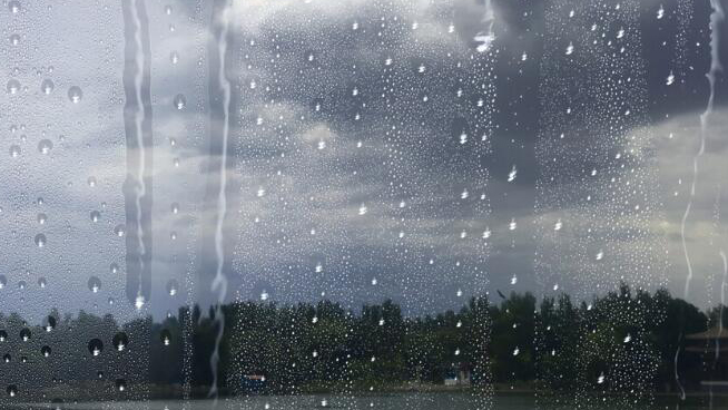 南方陰雨連連氣溫低 後天降水將增強