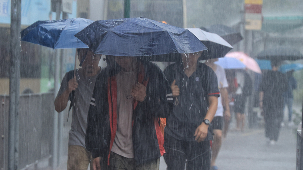 天文台發出黃色暴雨警告信號 渠務署籲市民報告水浸