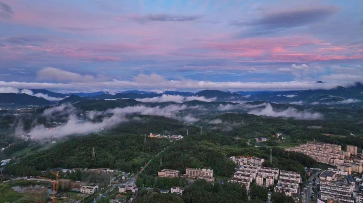 景區景點有序開放 皖黃山區旅業越過雨陣邁向「艷陽天」