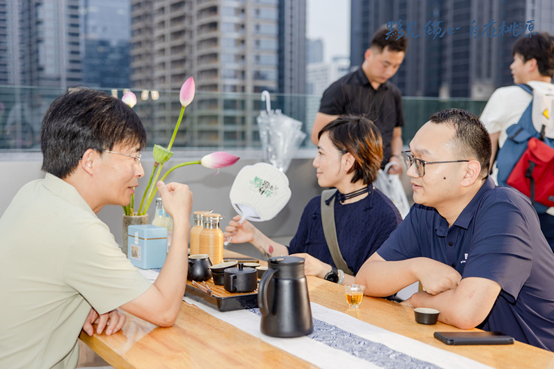 皖黟縣： 「阿菊」出山  武漢邀客