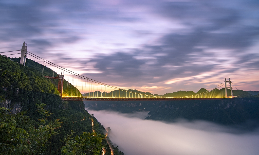 湘西矮寨大橋，最美雲端橋樑