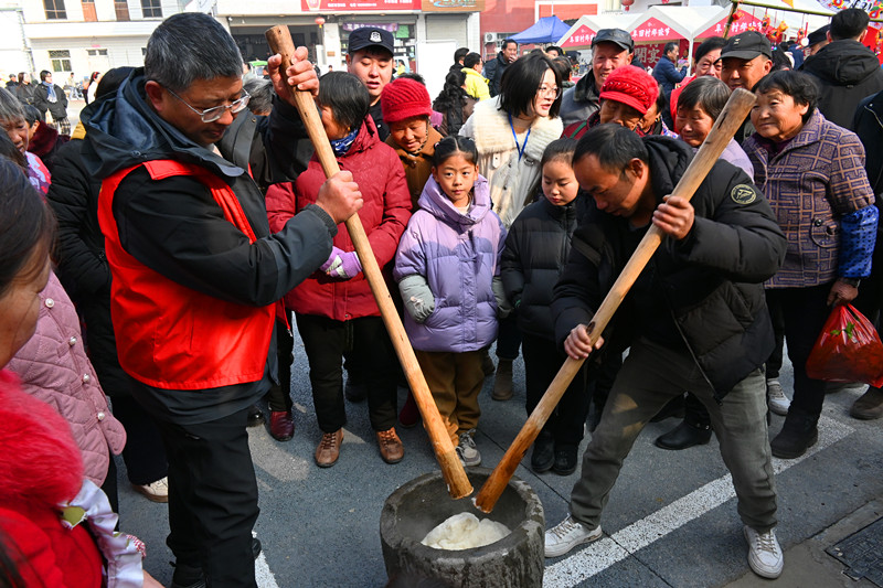 「阜田一桌菜」席開商山 皖休寧系列迎新活動「年味足」